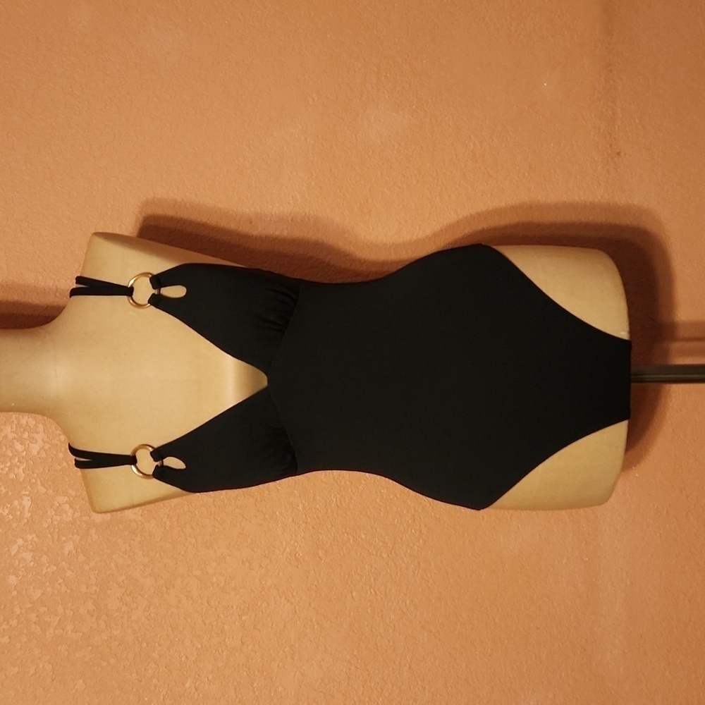 New! Classic black swimsuit Size small. Beach swim pool lake vacation minimalist - Picture 7 of 10